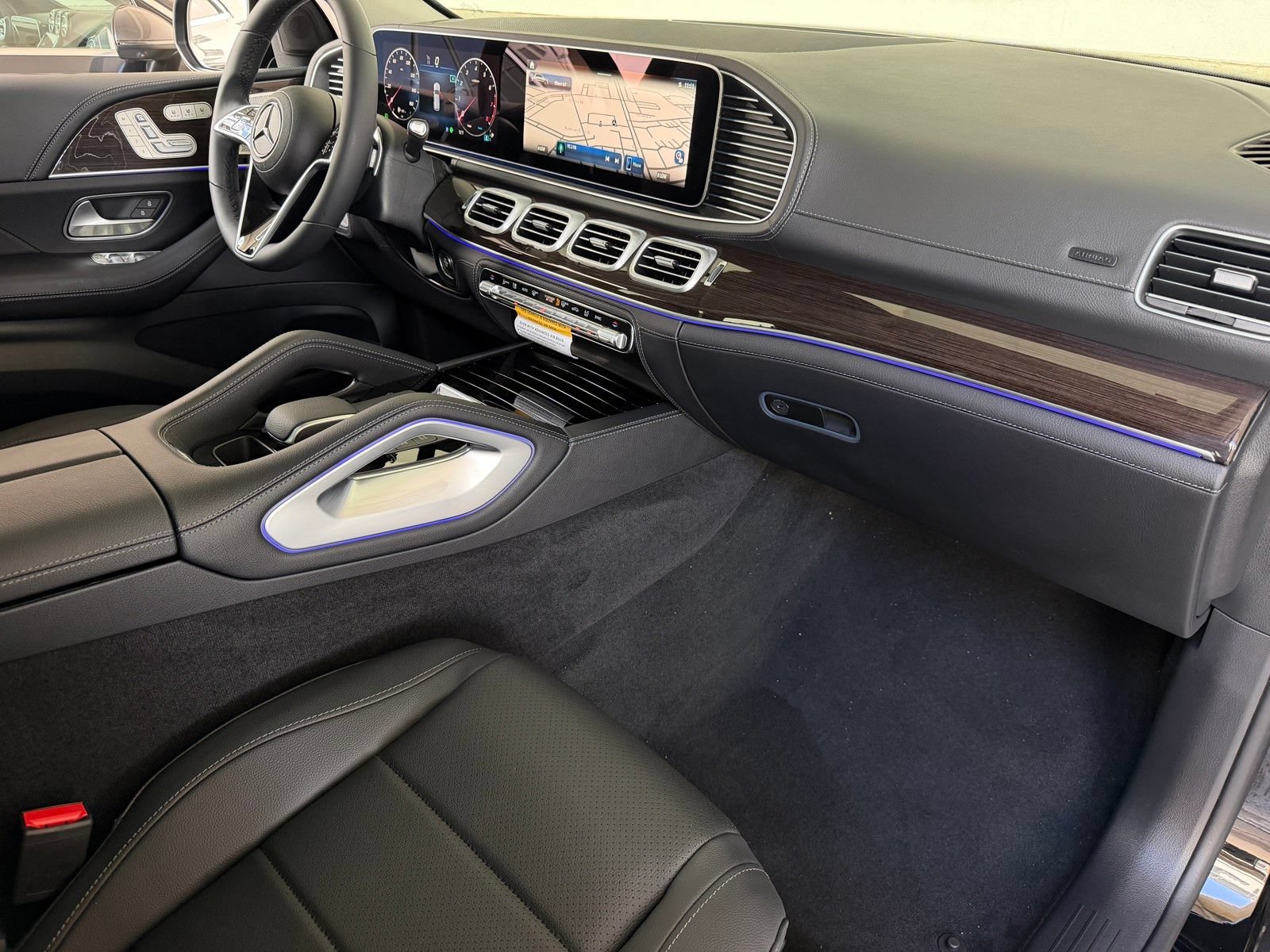 New 2026 Black Mercedes-Benz GLE 450 image 39