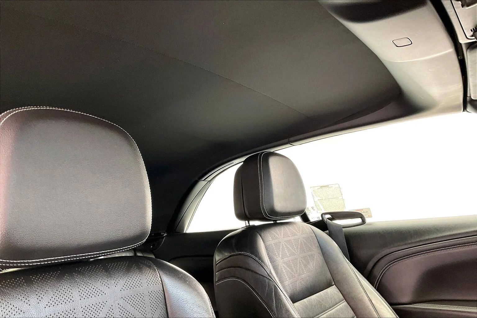 Used 2018 Summit White Buick Premium image 23