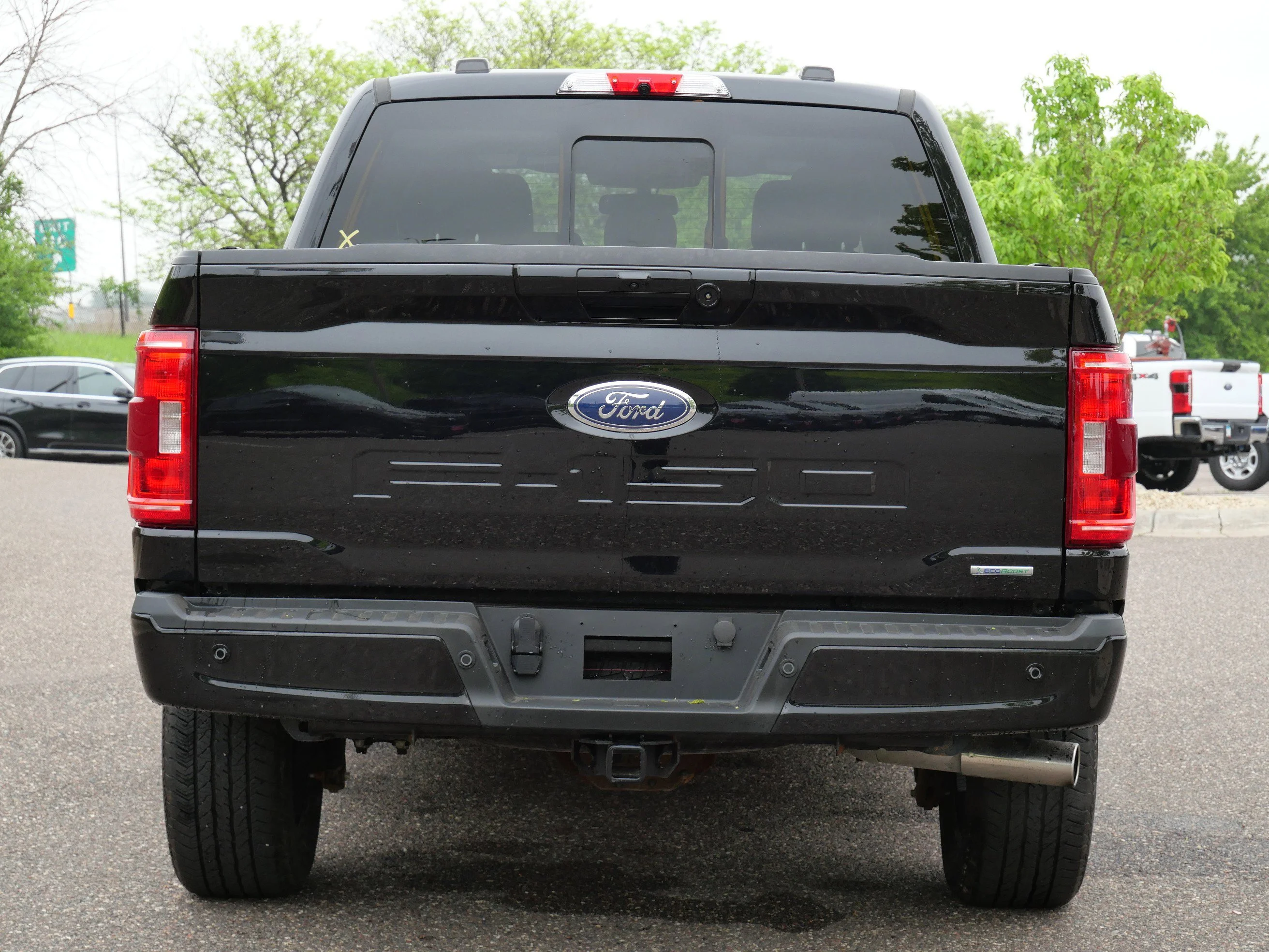 Certified Used 2023 Agate Black Metallic Ford XLT 4WD SuperCrew 5.5 Box image 5