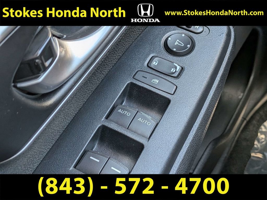 Used 2020 Silver Honda EX image 30