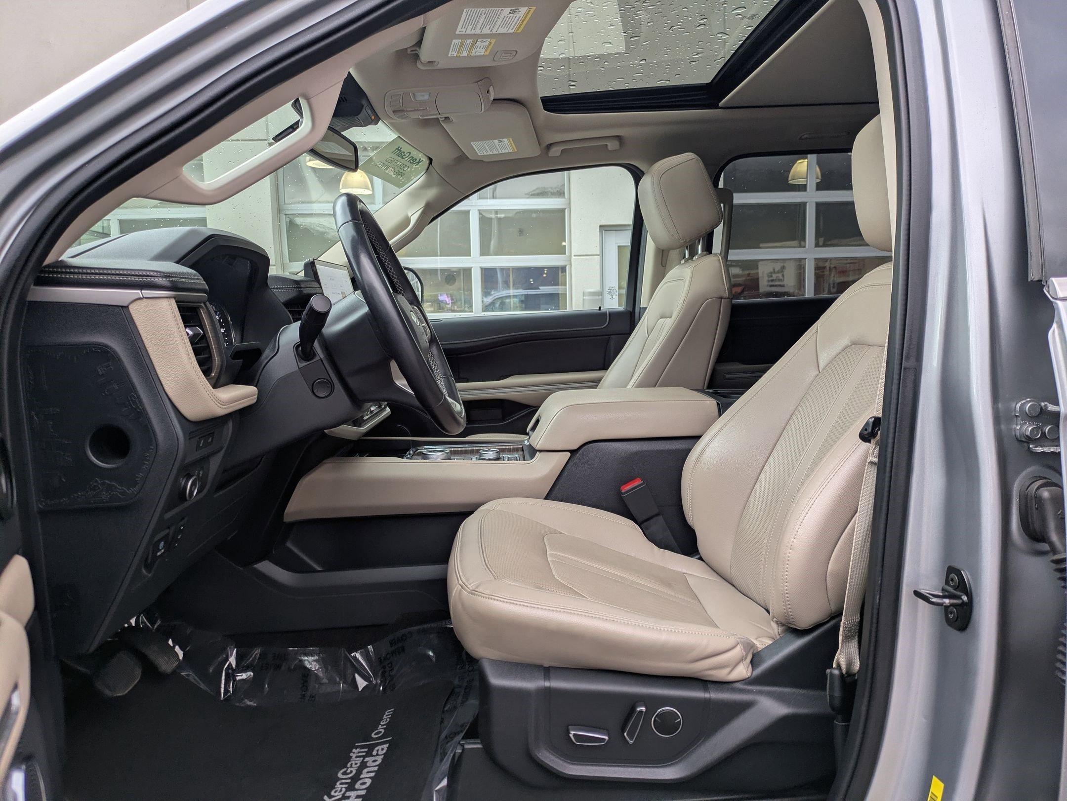 2023 Ford Expedition Limited - Photo 16