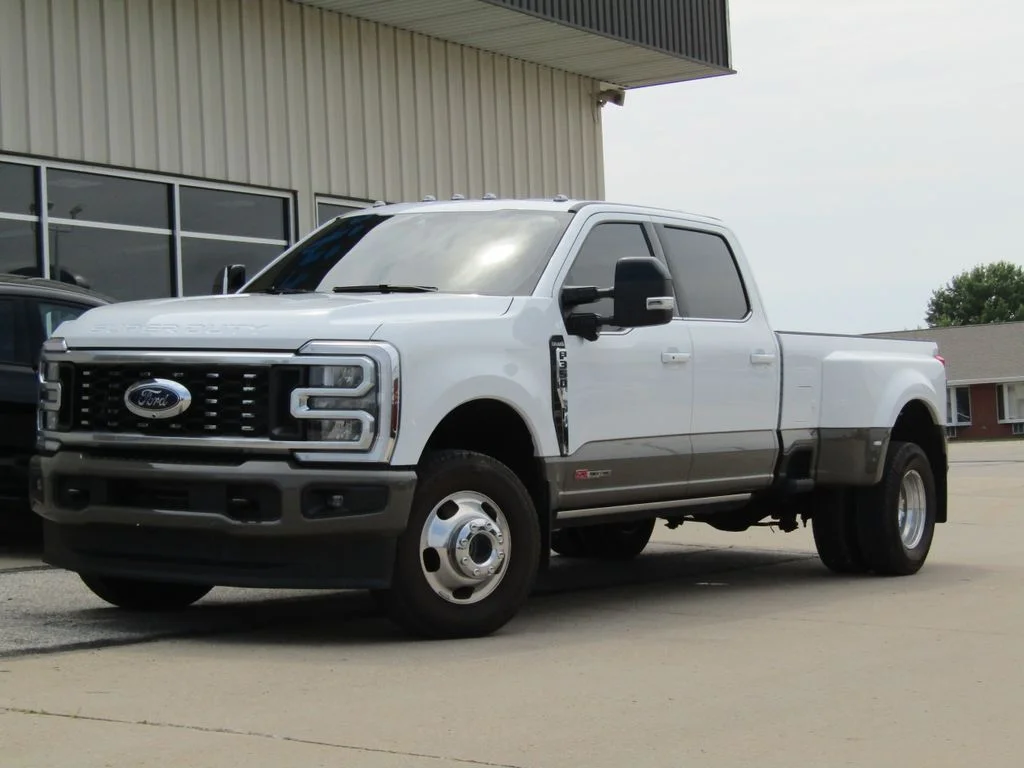 Used 2026  Ford King Ranch image 12