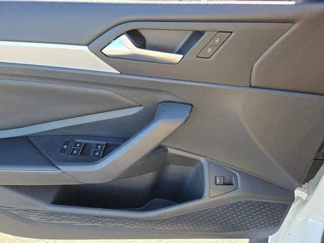 New 2026 White Volkswagen 1.5T Sport image 9