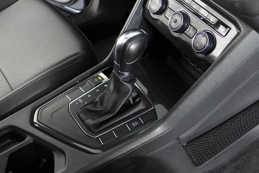 2019 Volkswagen Tiguan SE - Photo 15