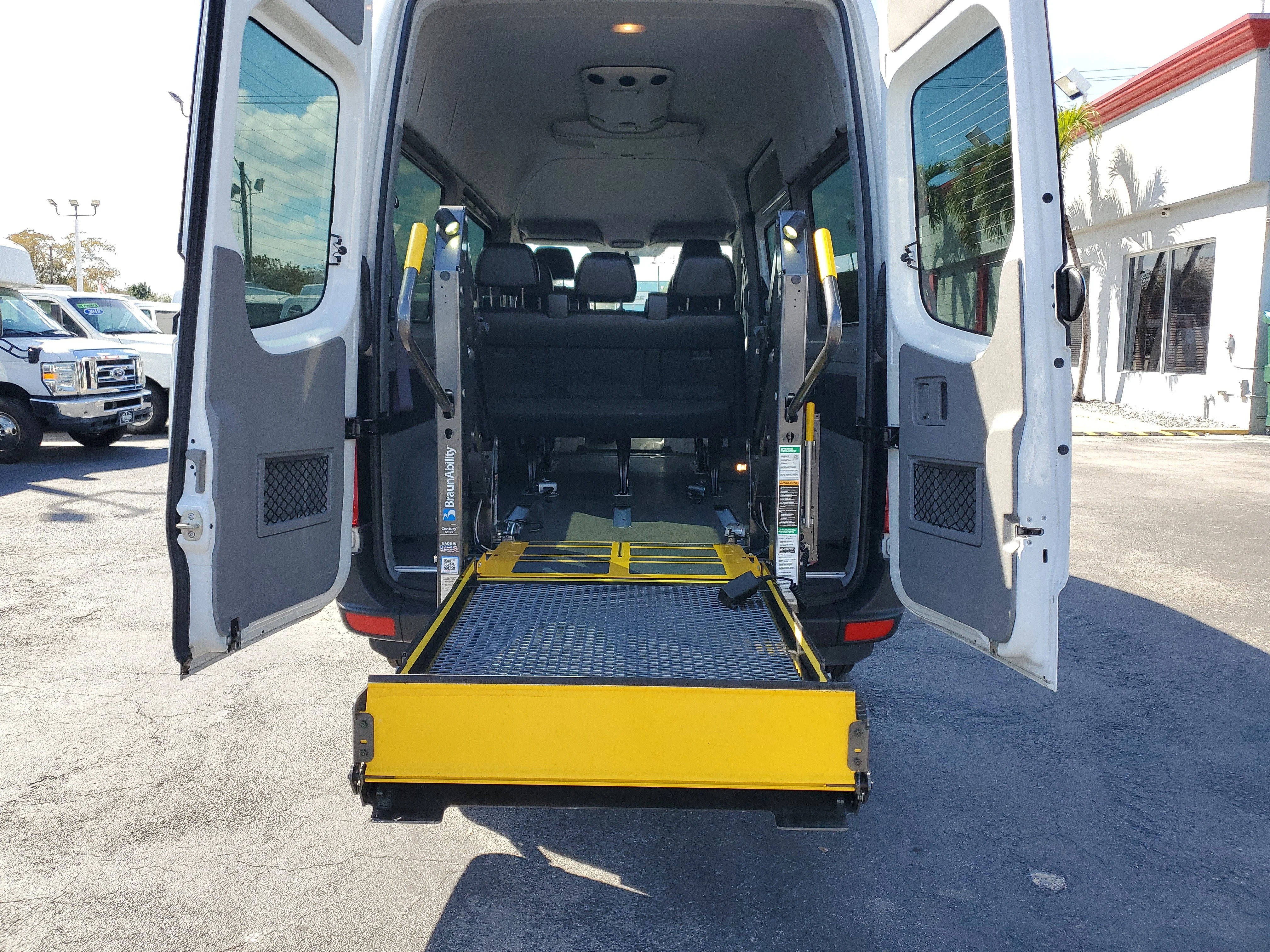 2017 Mercedes-Benz Sprinter 2500 144 WB High Roof's photo