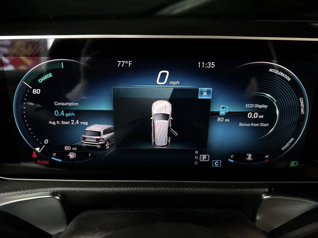 Used 2021  Mercedes-Benz GLB 250 image 23