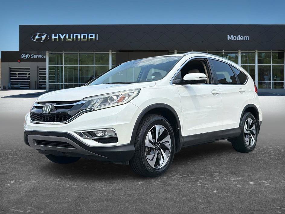 Used 2016 Diamond White Pearl Honda Touring image 1