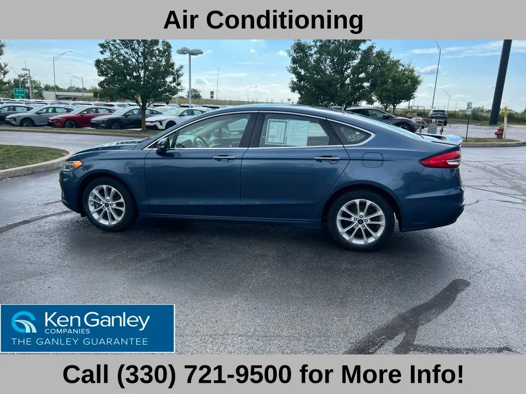 Used 2019 Blue Ford Titanium image 13