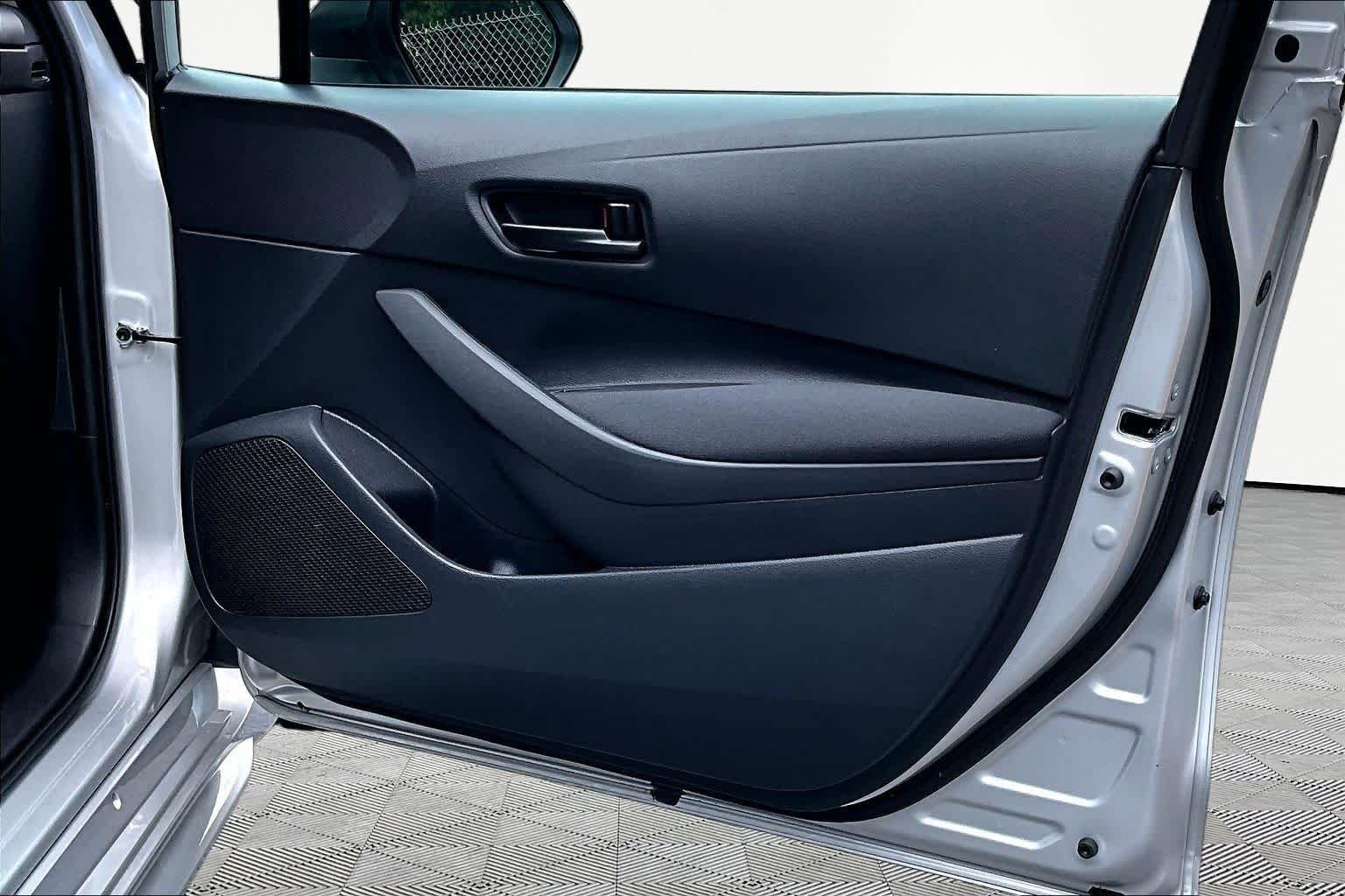 Used 2025 Classic Silver Metallic Toyota LE image 23