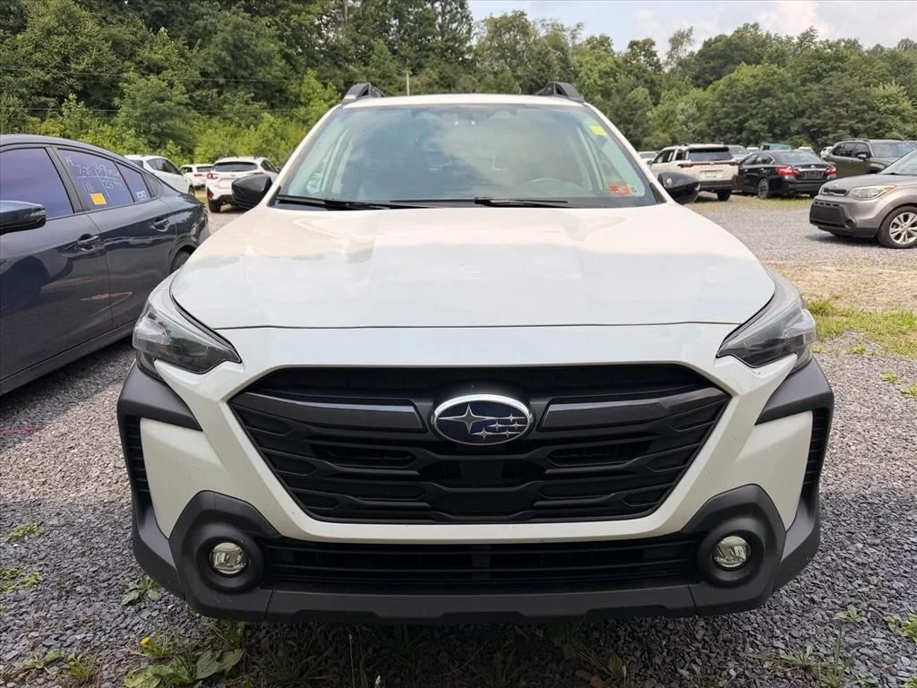 Used 2024 White Subaru Onyx Edition image 7