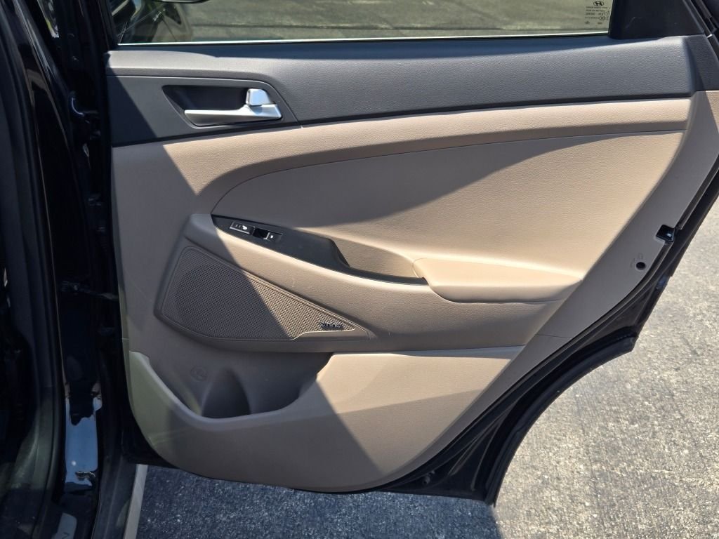 Used 2021 Black Noir Pearl Hyundai Ultimate image 9