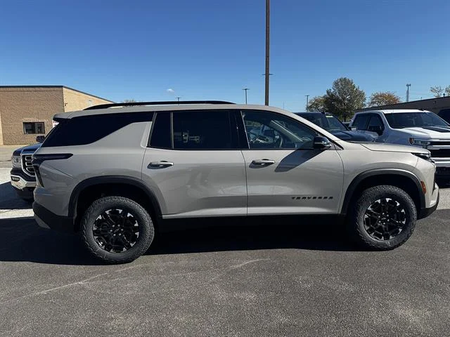 2027 Chevrolet Traverse Z71 - Photo 6