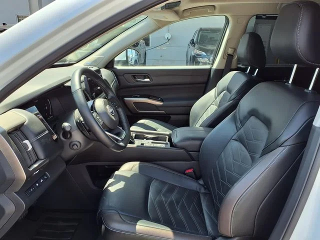 Certified Used 2025 White Nissan Platinum image 16