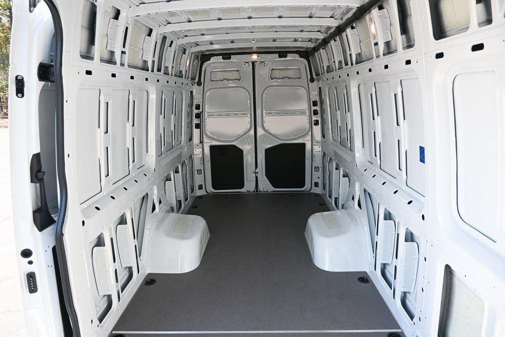 New 2026 Arctic White Mercedes-Benz  image 19