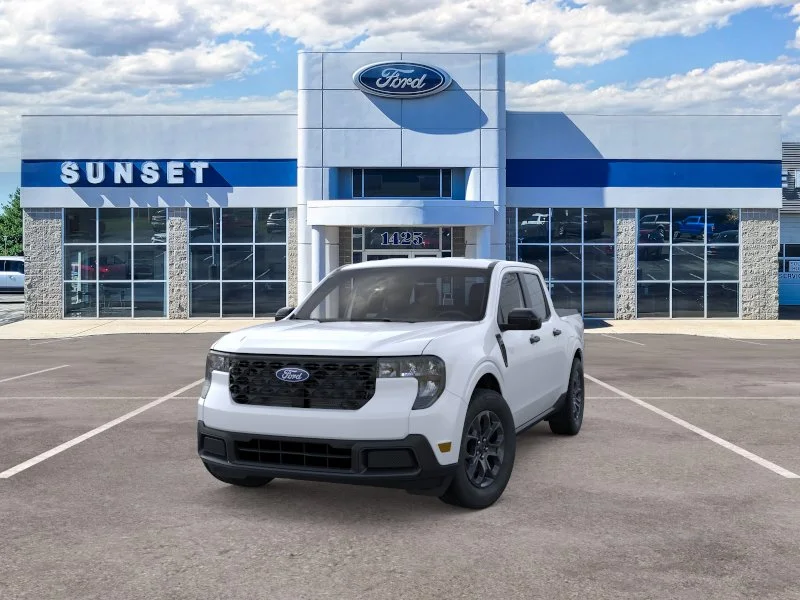 New 2026 Oxford White Ford XLT image 2