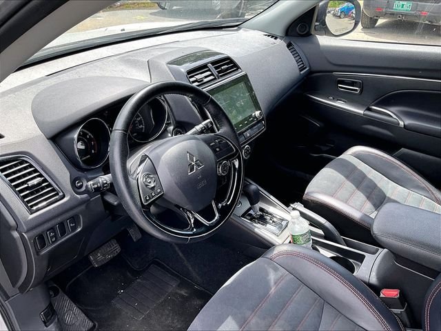 Used 2024 Silver Mitsubishi 2.0 SE image 7
