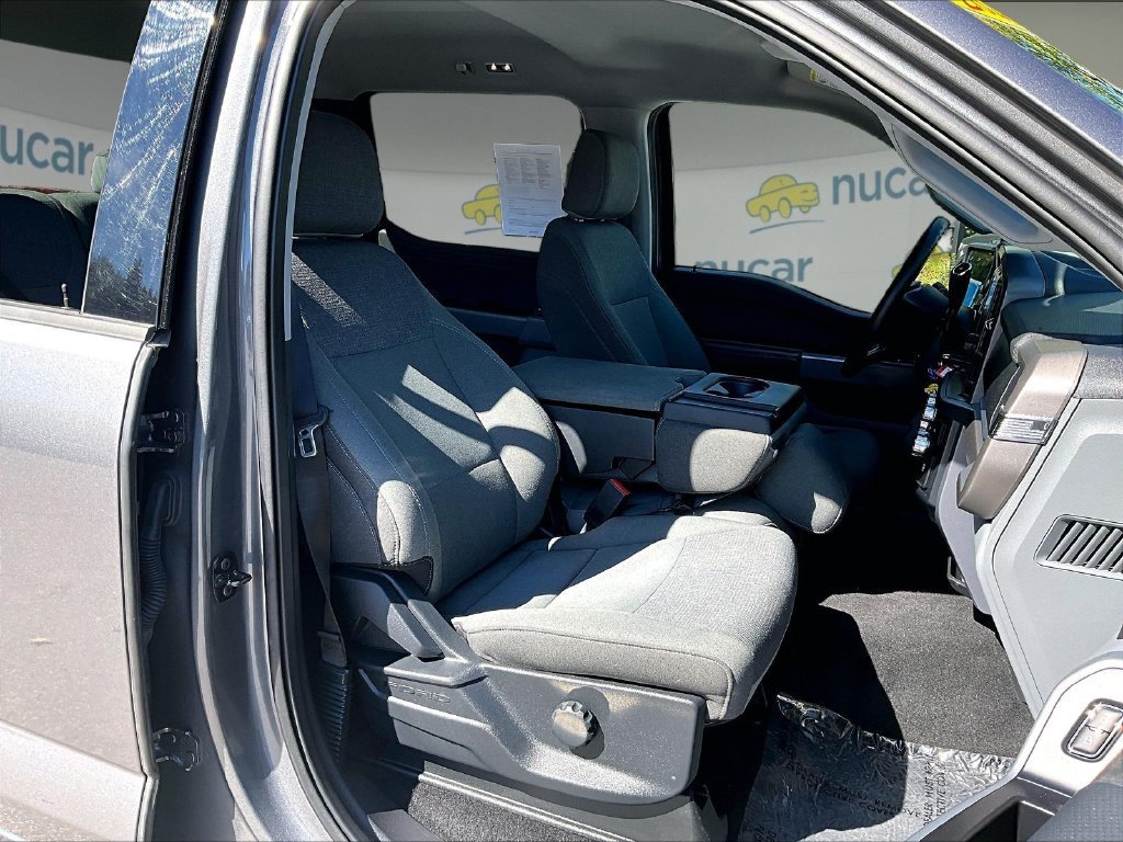 Used 2024 Gray Ford XLT image 11