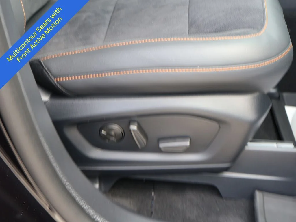 New 2026 Agate Black Metallic Ford Tremor® image 10