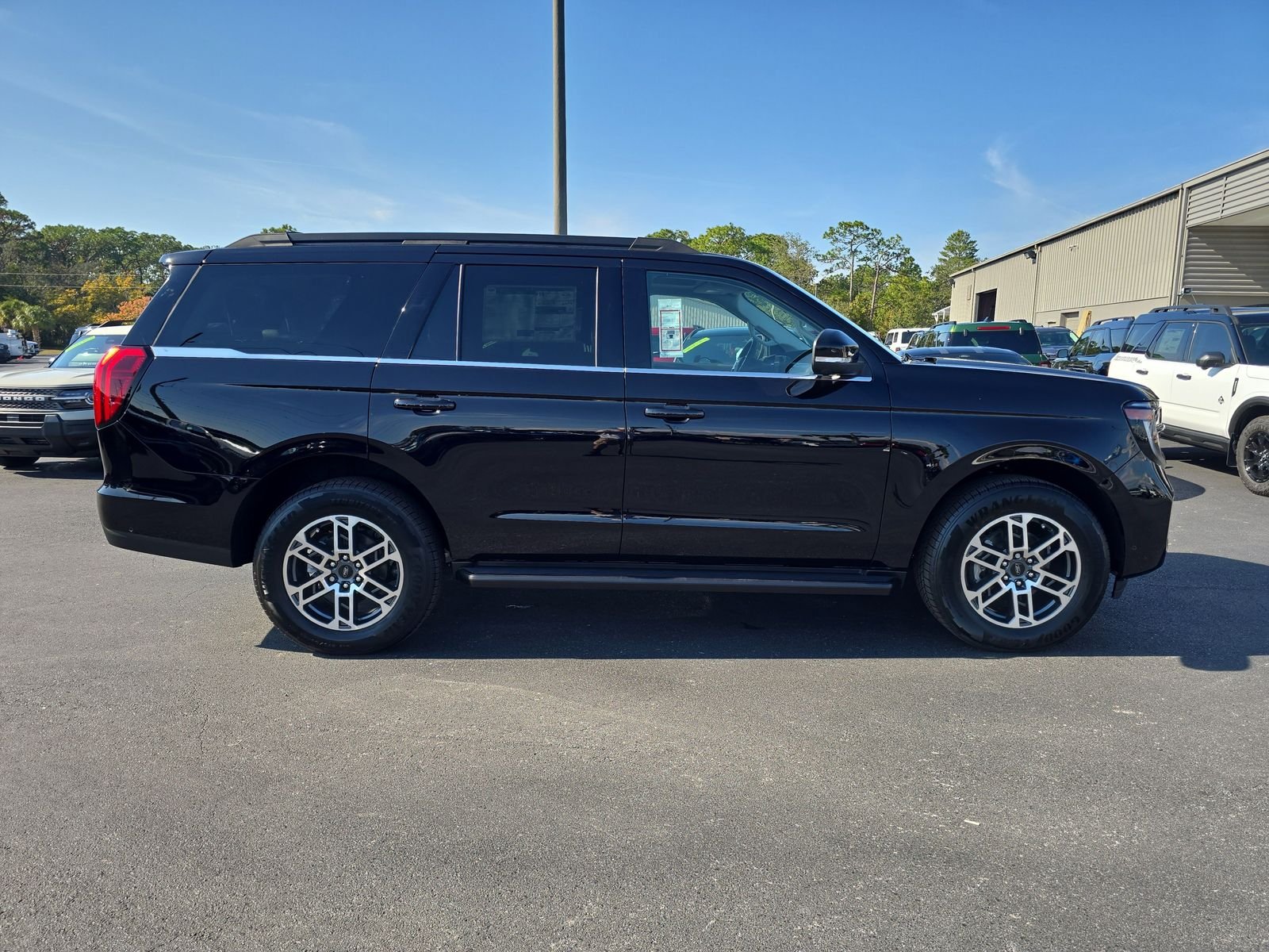 New 2025 Agate Black Metallic Ford Active image 3