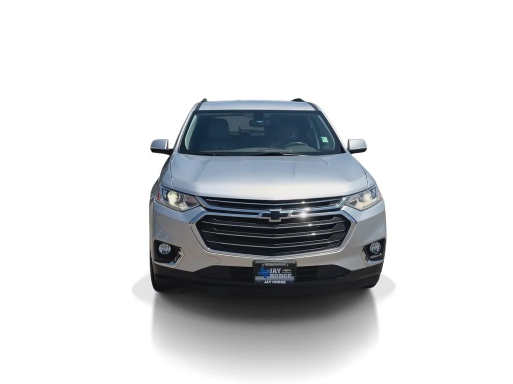 Used 2018 Silver Chevrolet LT image 3
