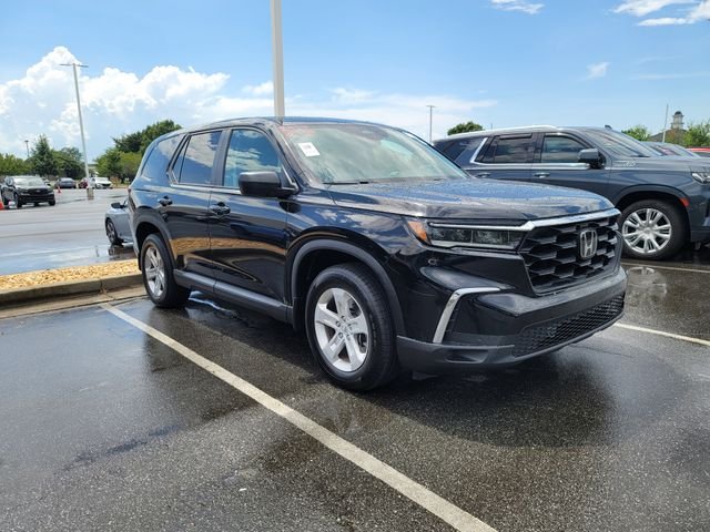 Used 2024 Black Honda LX image 3