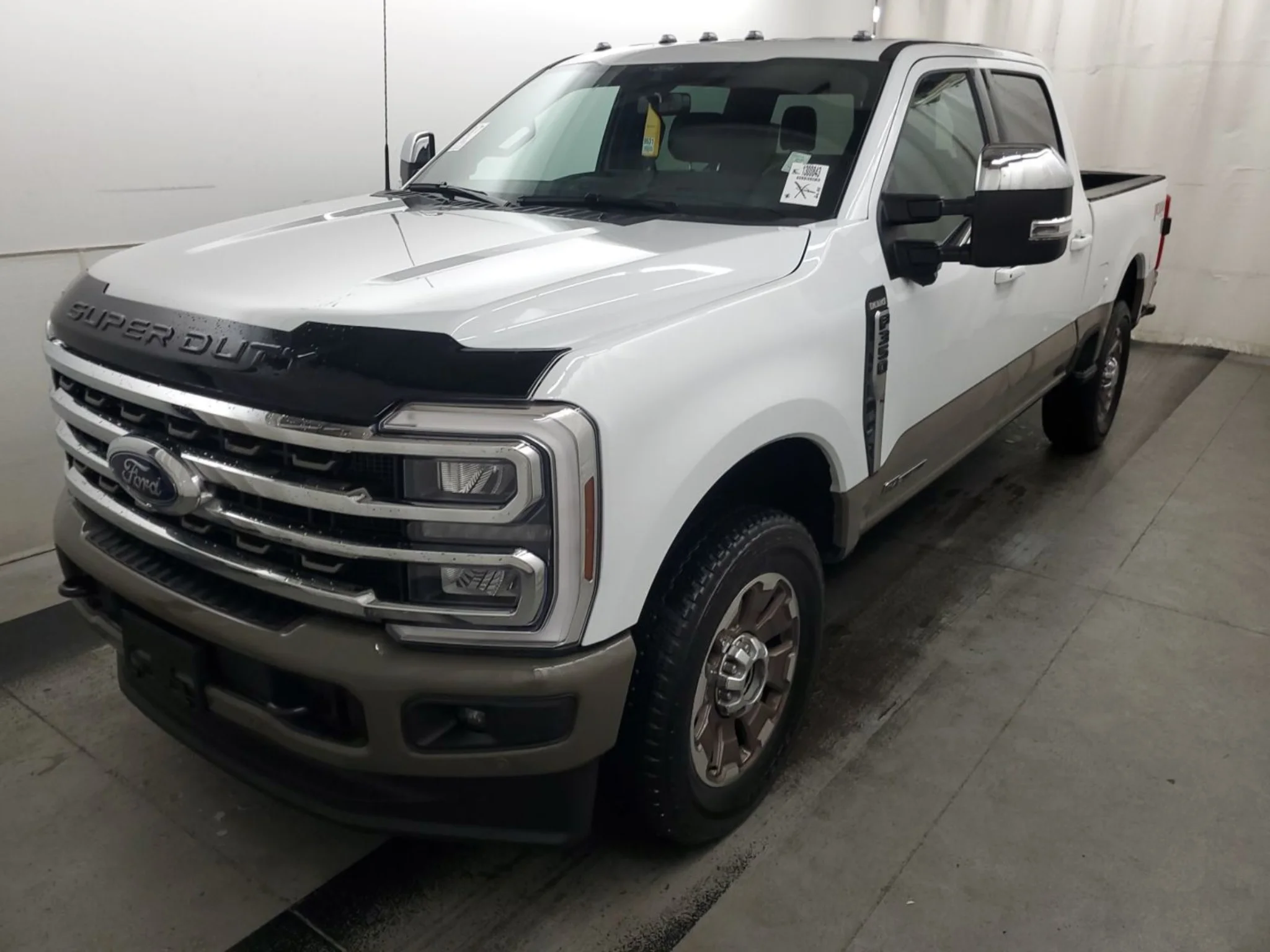 Used 2026 Oxford White Ford King Ranch image 1