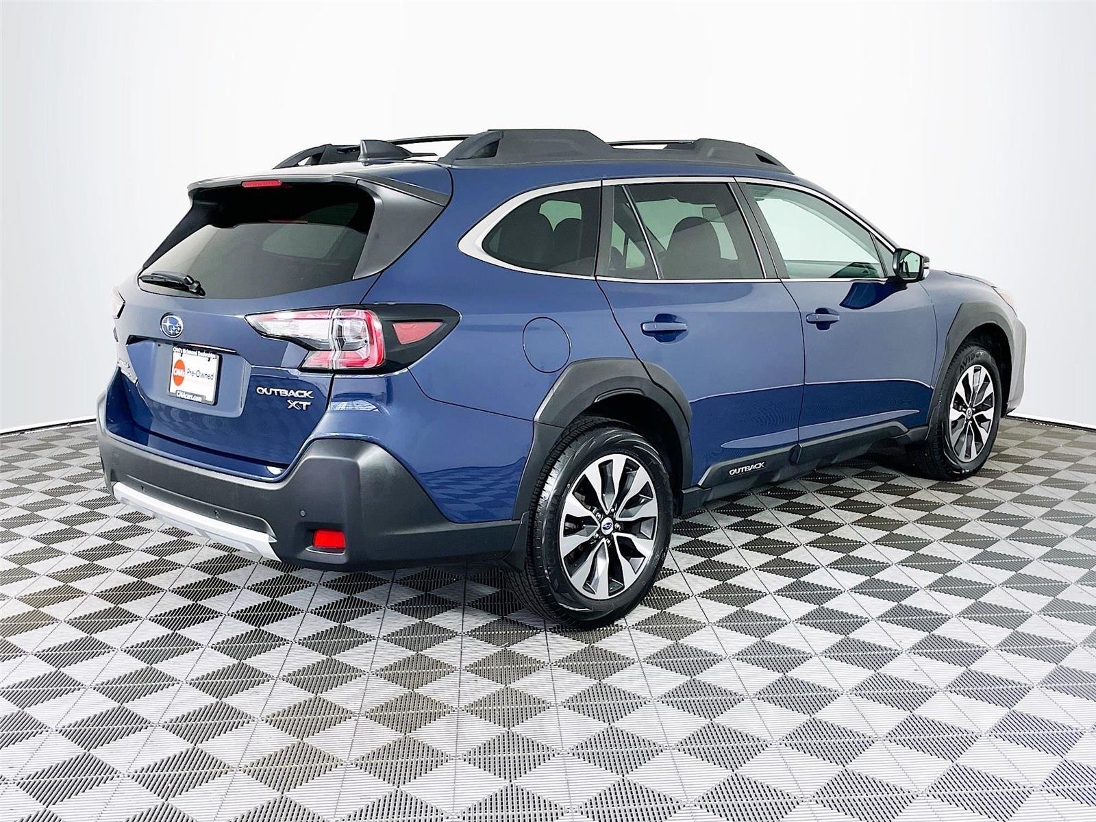 Used 2023 Cosmic Blue Pearl Subaru Limited XT image 9