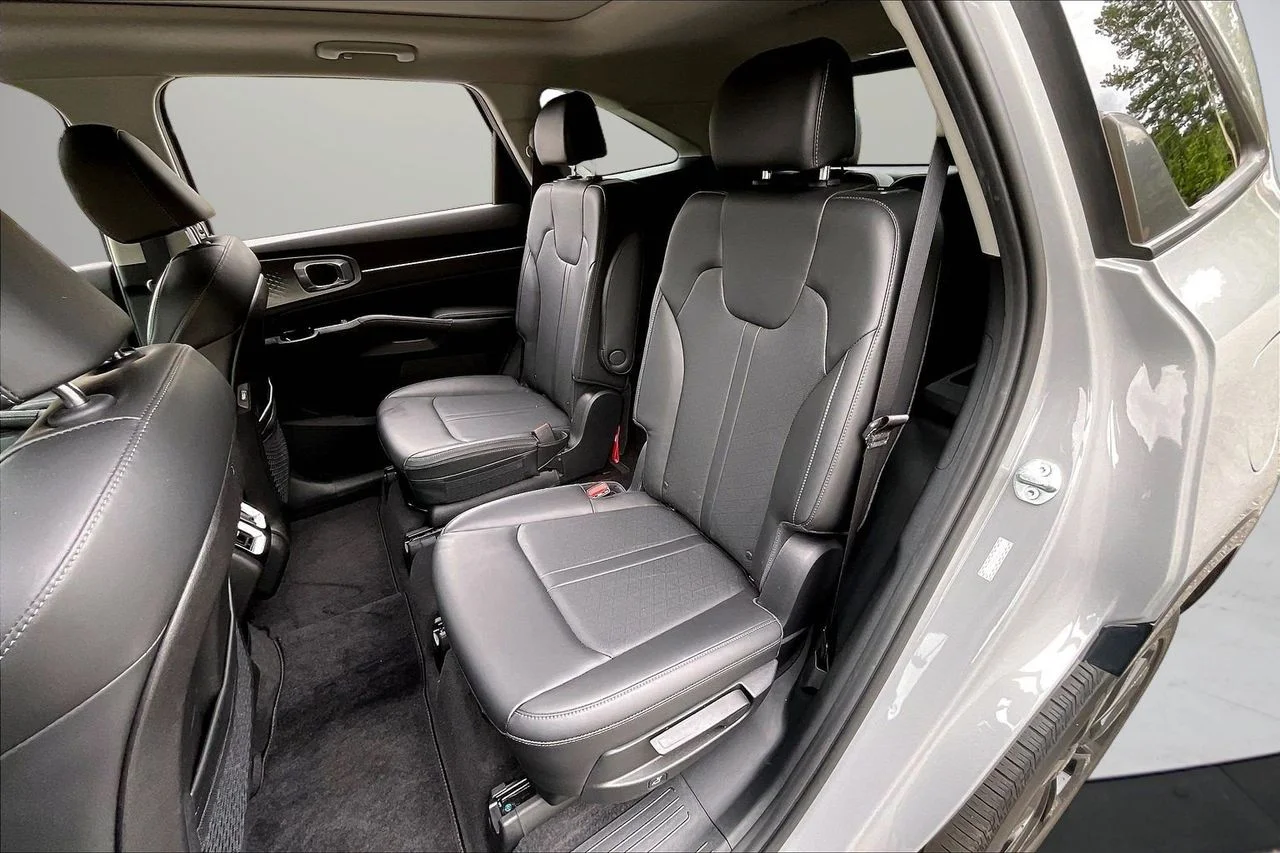 Used 2023 Gray Kia SX image 24