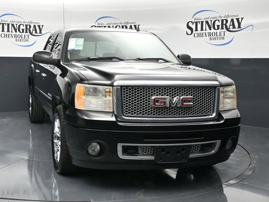 Used 2007 GMC Sierra 1500 Denali Denali with VIN 2GTEK638471667608 for sale in Bartow, FL