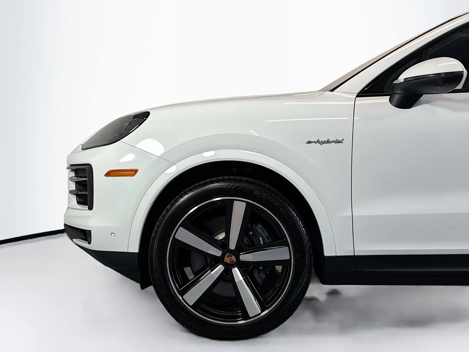 New 2025 White Porsche E-Hybrid image 27