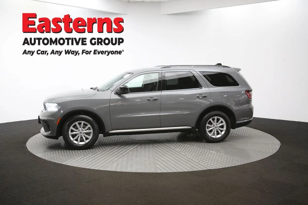 Used 2023 Gray Dodge SXT image 58