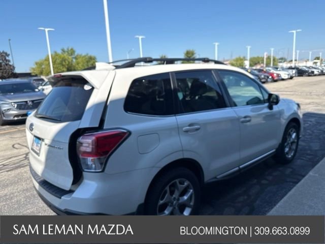 Used 2018 White Subaru 2.5i Touring image 9