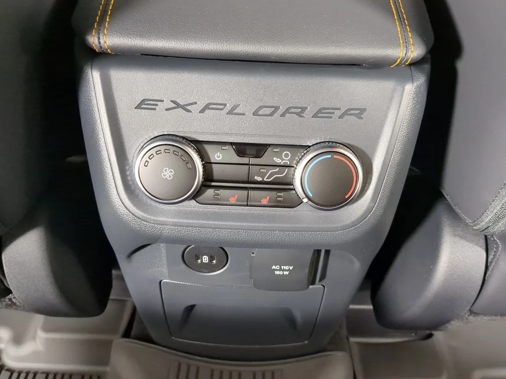New 2026 CARBONIZED GRAY METALLIC Ford Tremor image 24