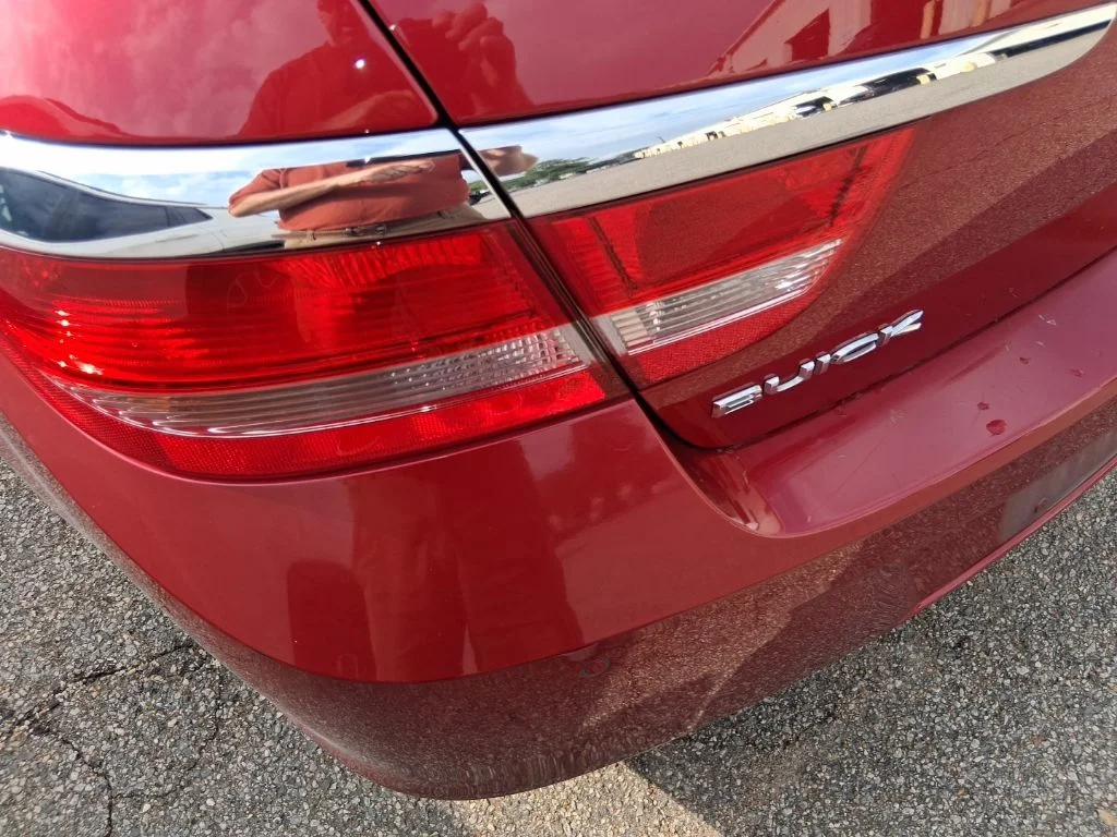 Used 2014 Red Buick Convenience Group image 10