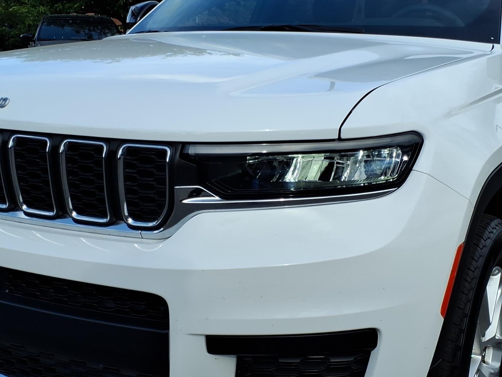 Used 2024 Bright White Clearcoat Jeep Laredo X image 14