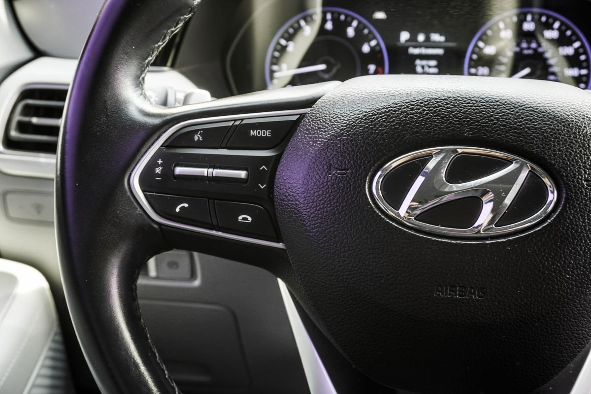 Used 2022 Black Hyundai SEL image 25