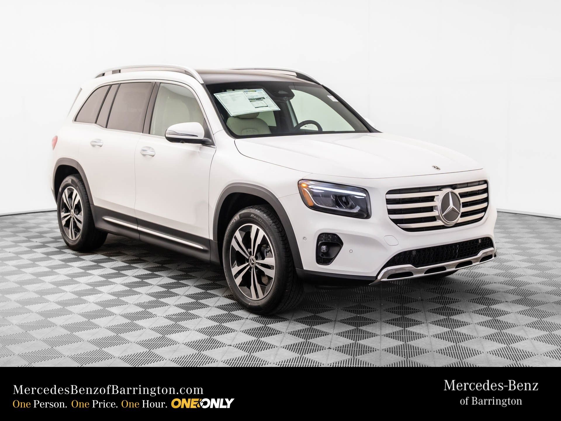 New 2026 Polar White Mercedes-Benz GLB 250 image 8