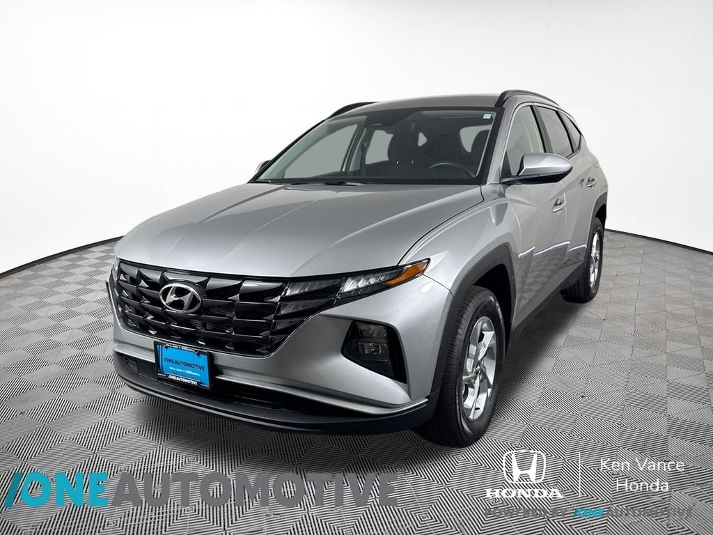 Used 2024 Silver Hyundai SEL image 1