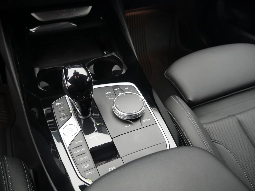 Used 2023 Jet Black BMW xDrive30i image 43