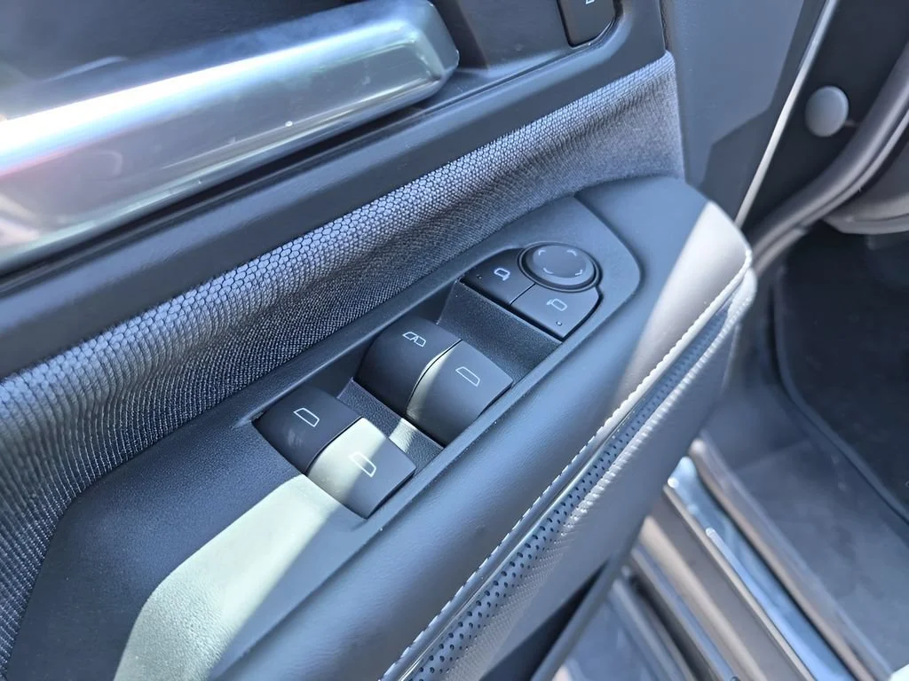 2026 GMC Sierra EV Elevation - Photo 19