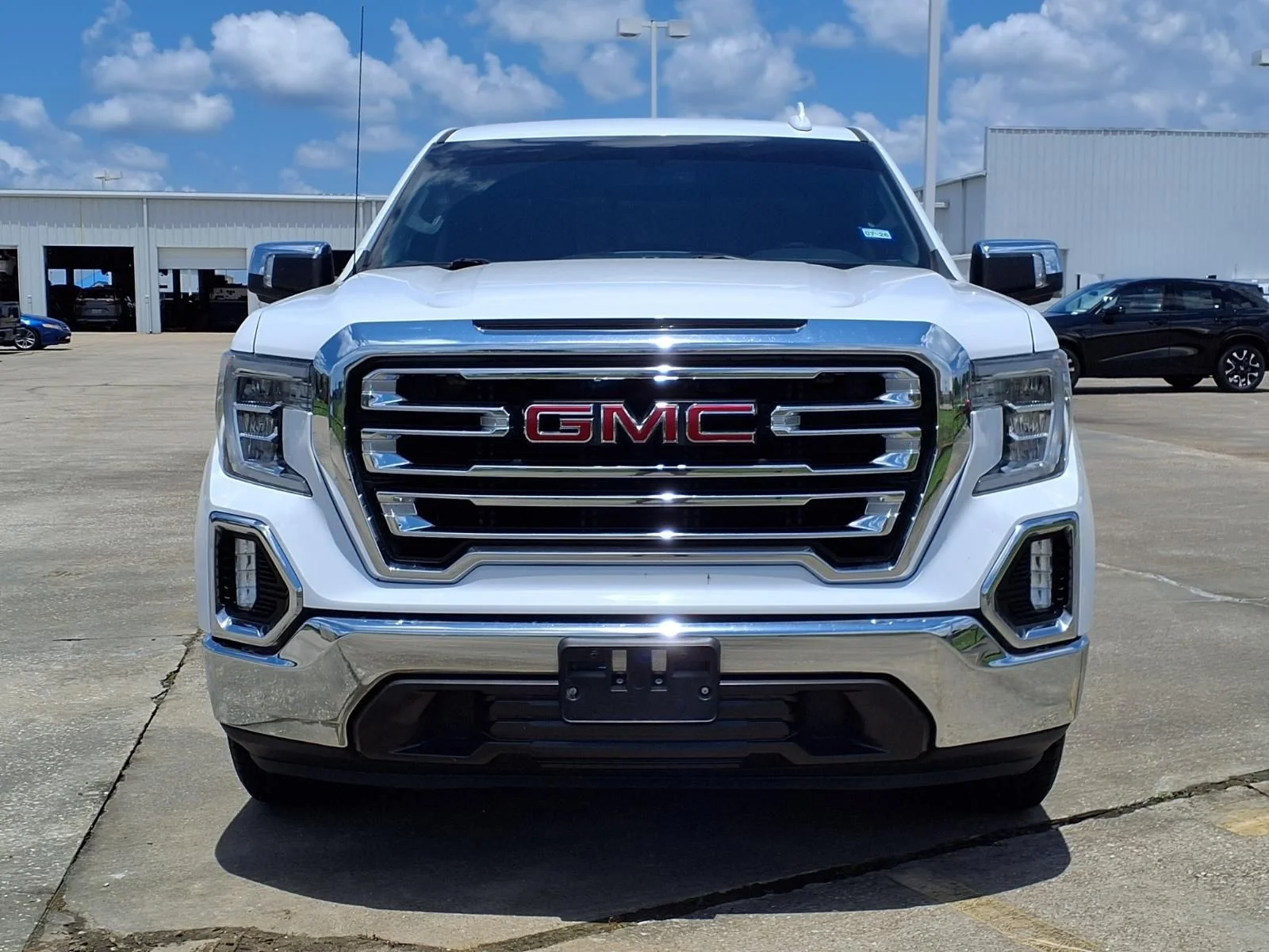 Used 2019 White GMC SLT image 3