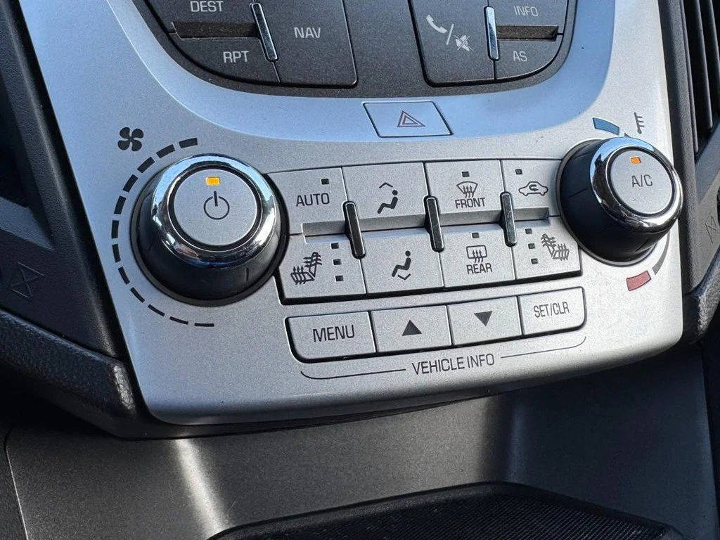 Used 2017 Silver Chevrolet LT image 19