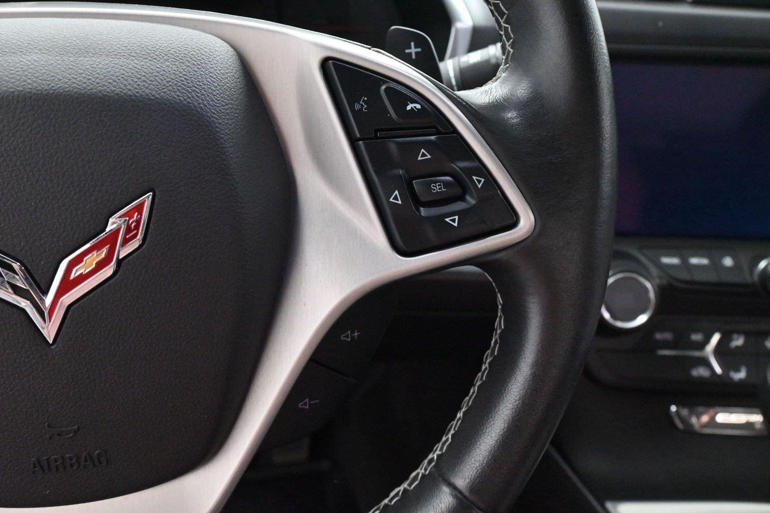Used 2019 BLACK Chevrolet 1LT image 18
