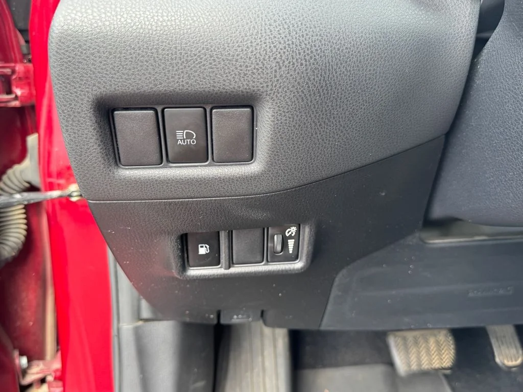 Used 2019 Red Toyota LE image 17