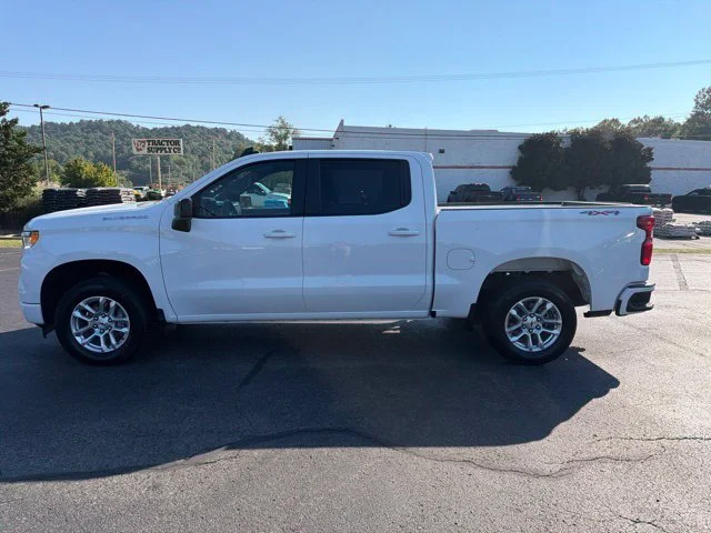 Used 2026 Summit White Chevrolet RST image 8