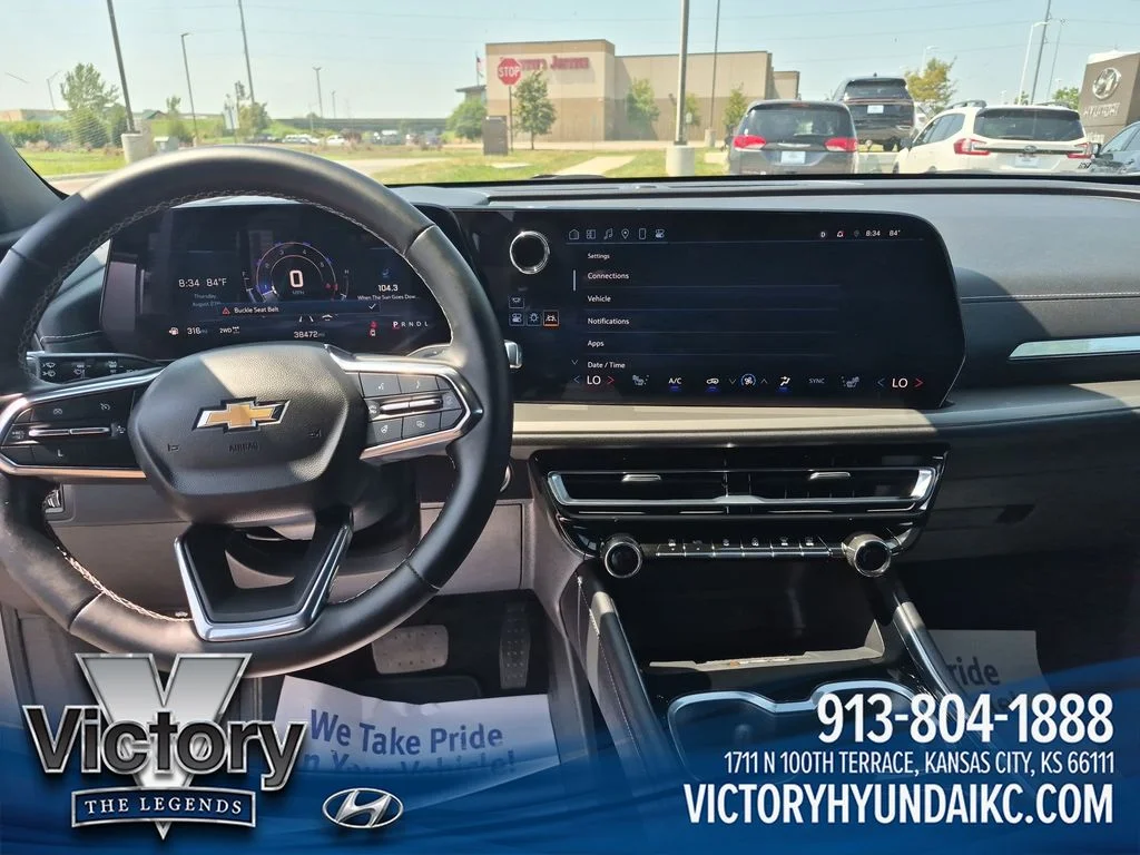 Used 2025 Gray Chevrolet LT image 12