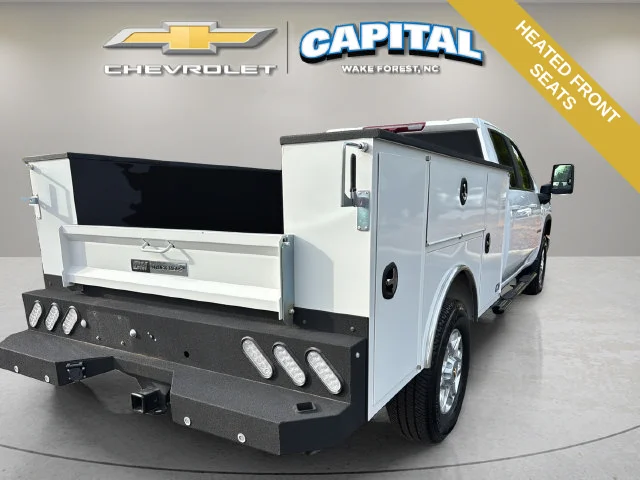 Used 2025 White Chevrolet LT image 12