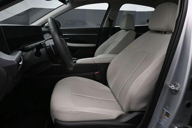 Certified Used 2024 Silver Hyundai SEL image 10