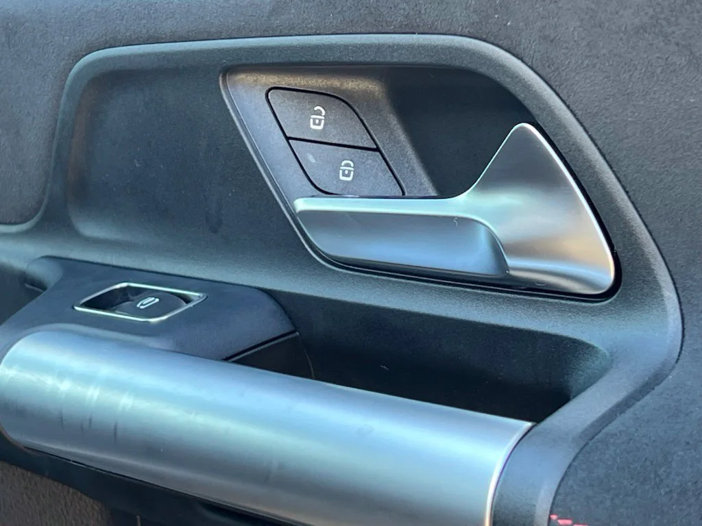 Used 2023  Mercedes-Benz GLA 250 image 31