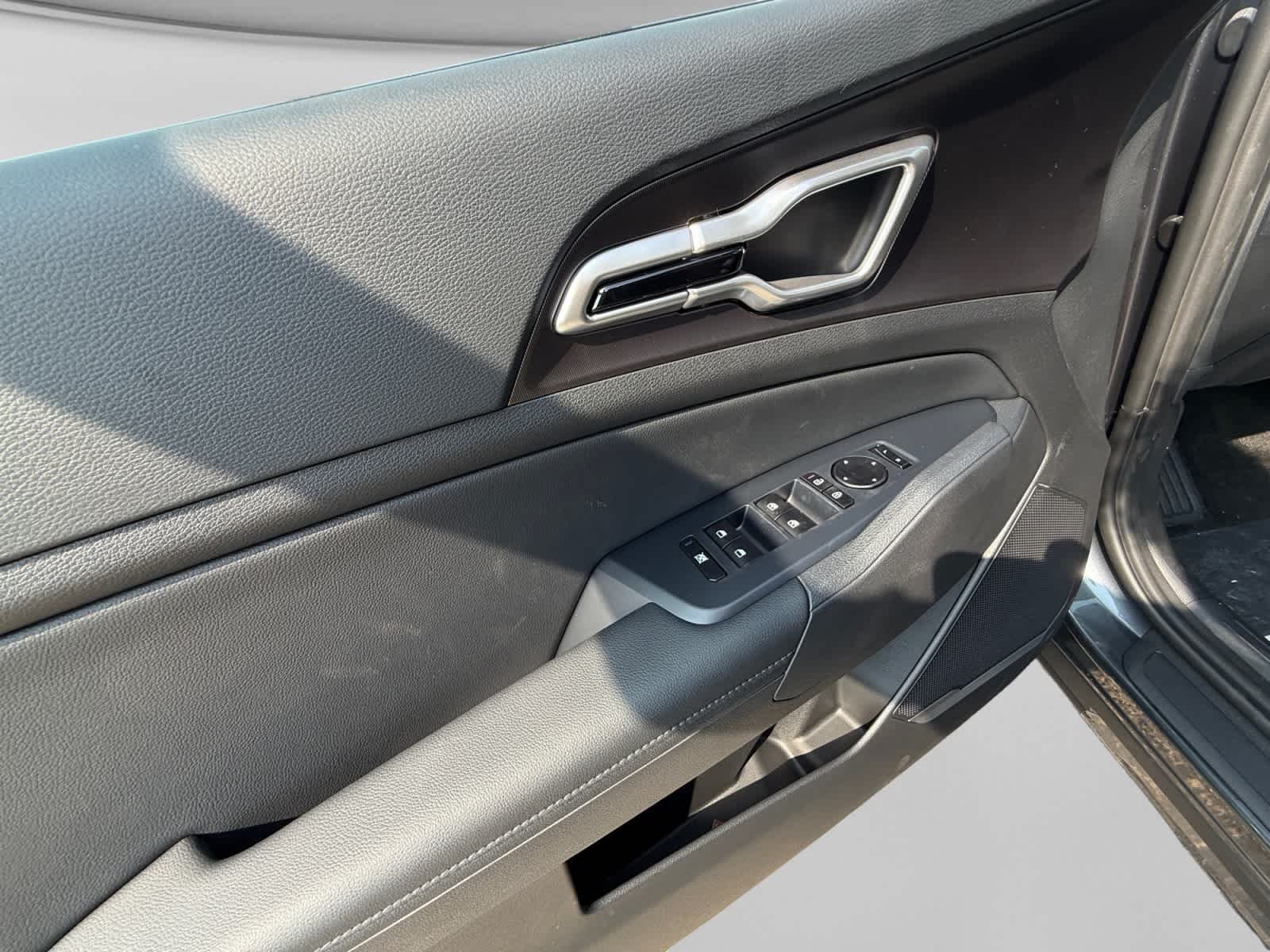 New 2026 Gravity Gray Kia EX image 10